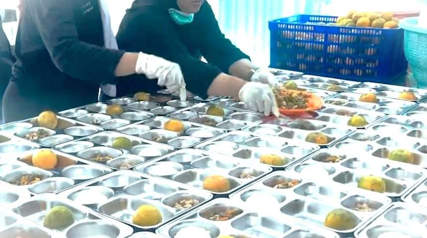 バリ島旅行・ビザ申請・入国手続のヘルプバリ｜Indonesia_School-Lunch-Free